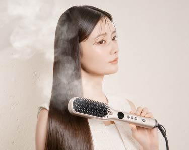 瞬間、うるツヤストレート。ワンストロークでサロン帰りのような髪へ
